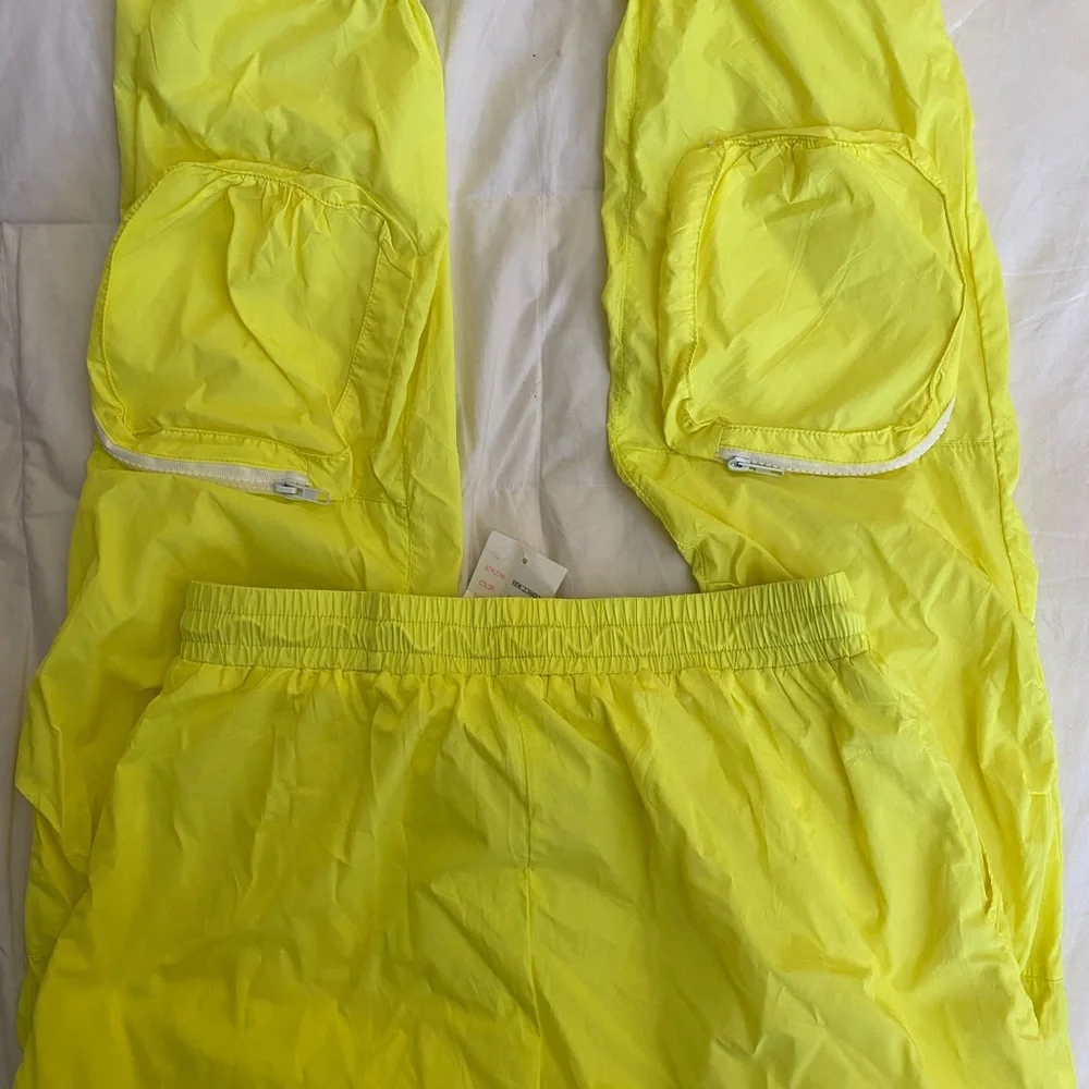 Windbreakers - Picture 2 of 3